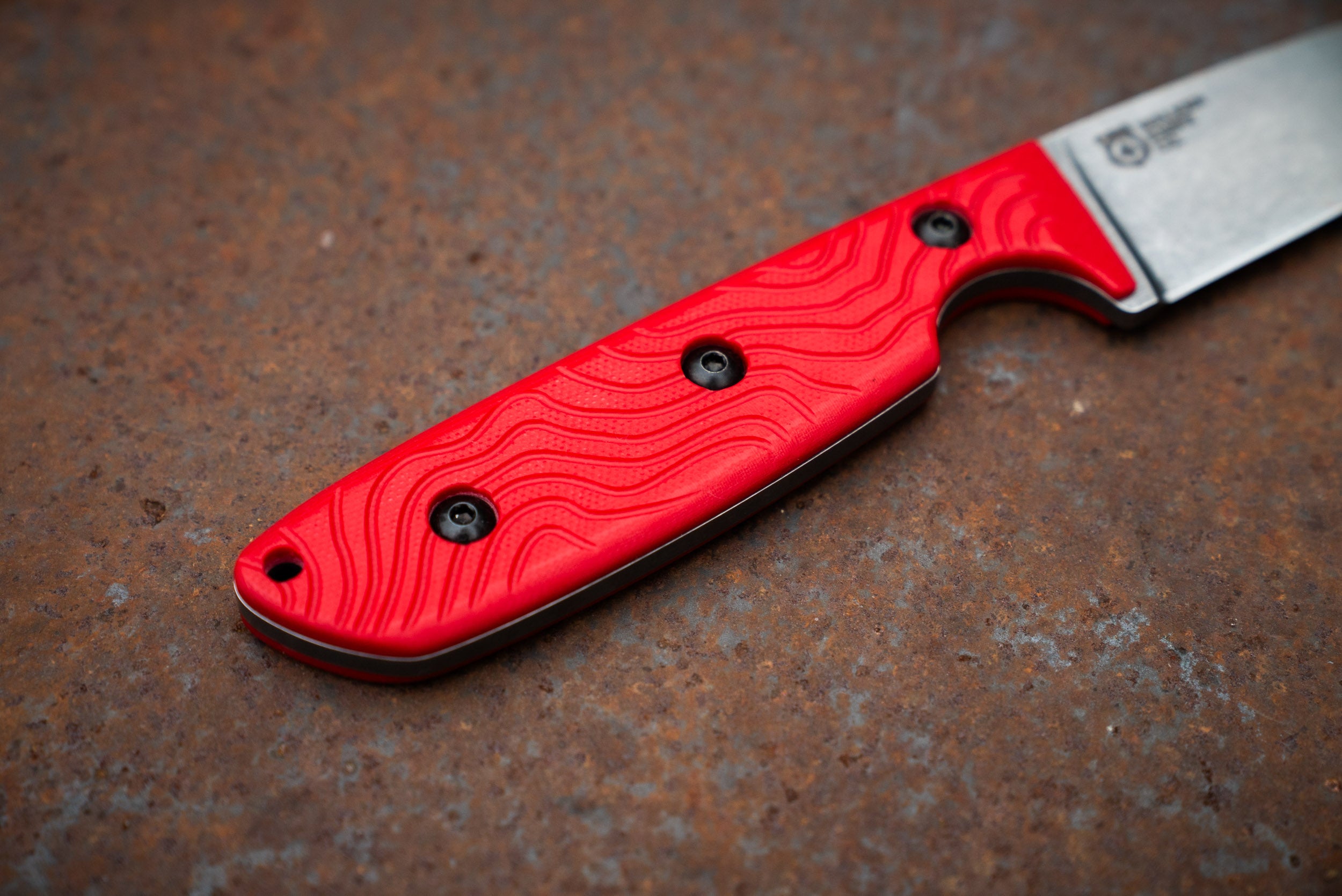 The Wayfinder - Red G10