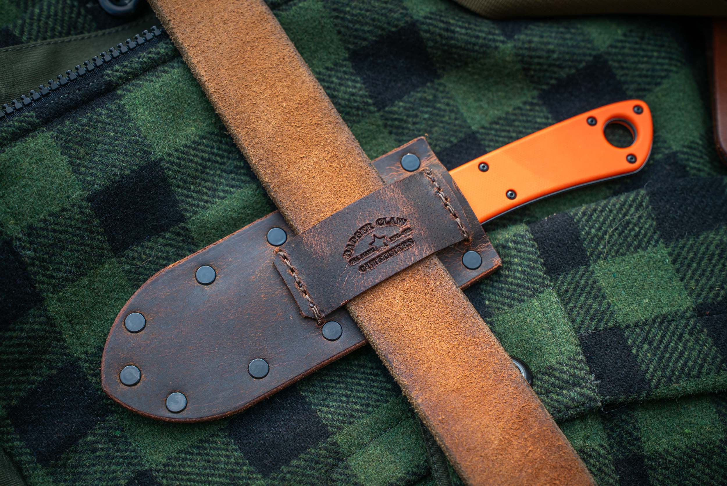 Tracker Leather Sheath – Handcrafted by Badger Claw Outfitters