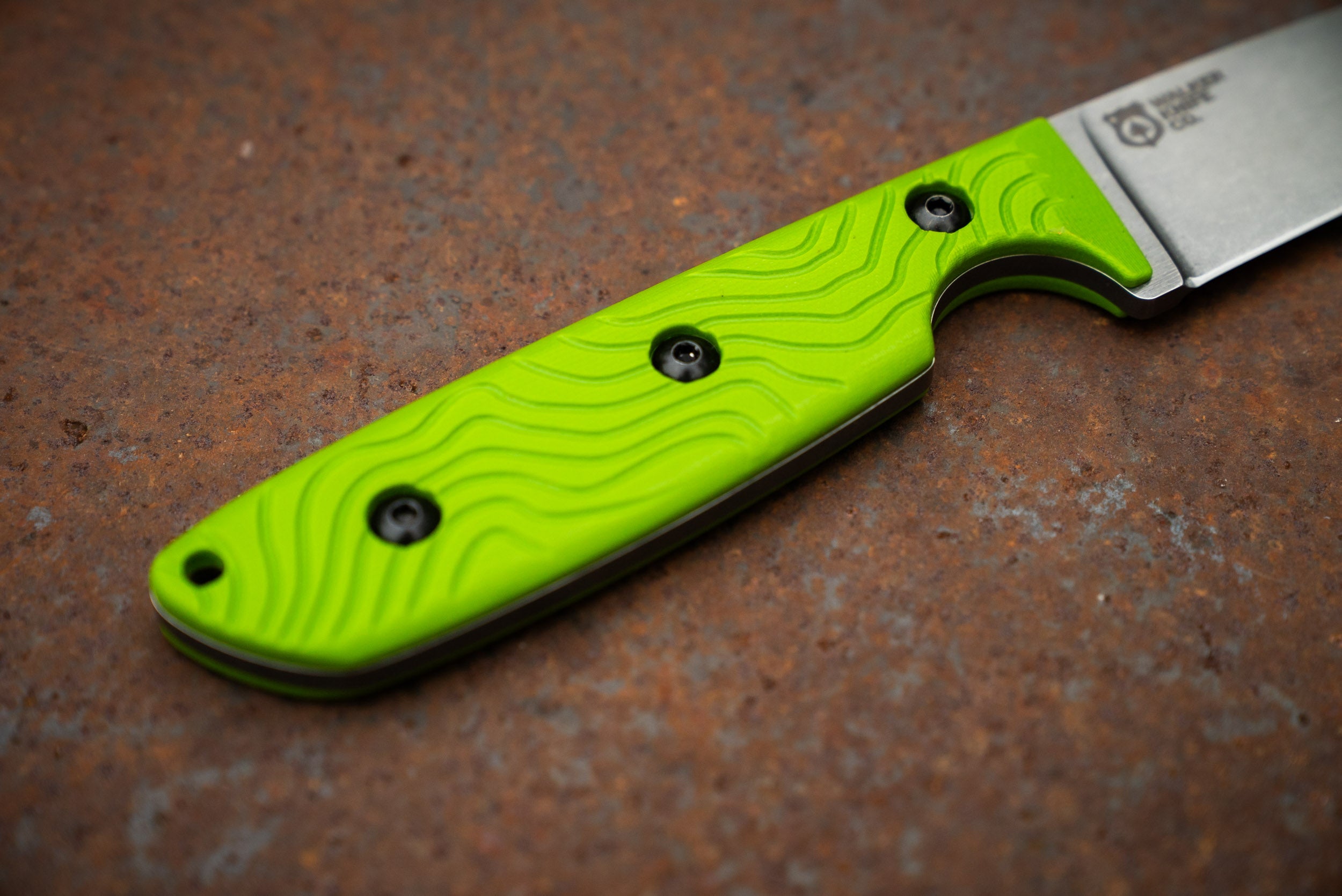 The Wayfinder - Toxic Green G10