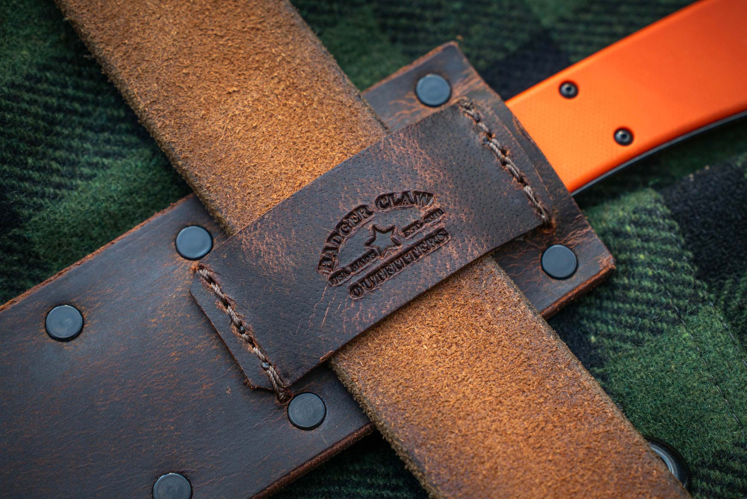 Tracker Leather Sheath – Handcrafted by Badger Claw Outfitters
