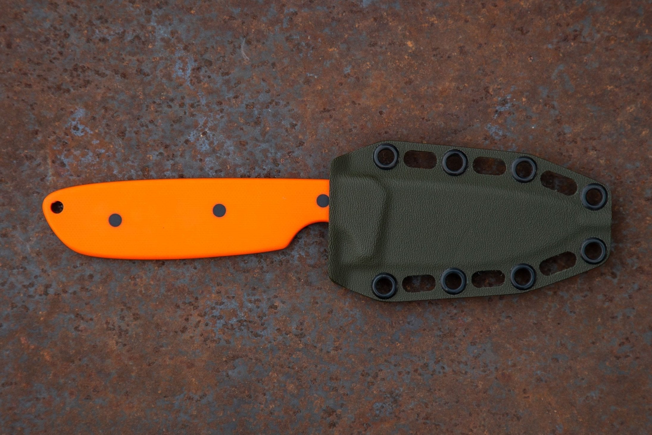 The Tracker - MagnaCut Edition - Hunter Orange w/ OD Green Kydex Sheath