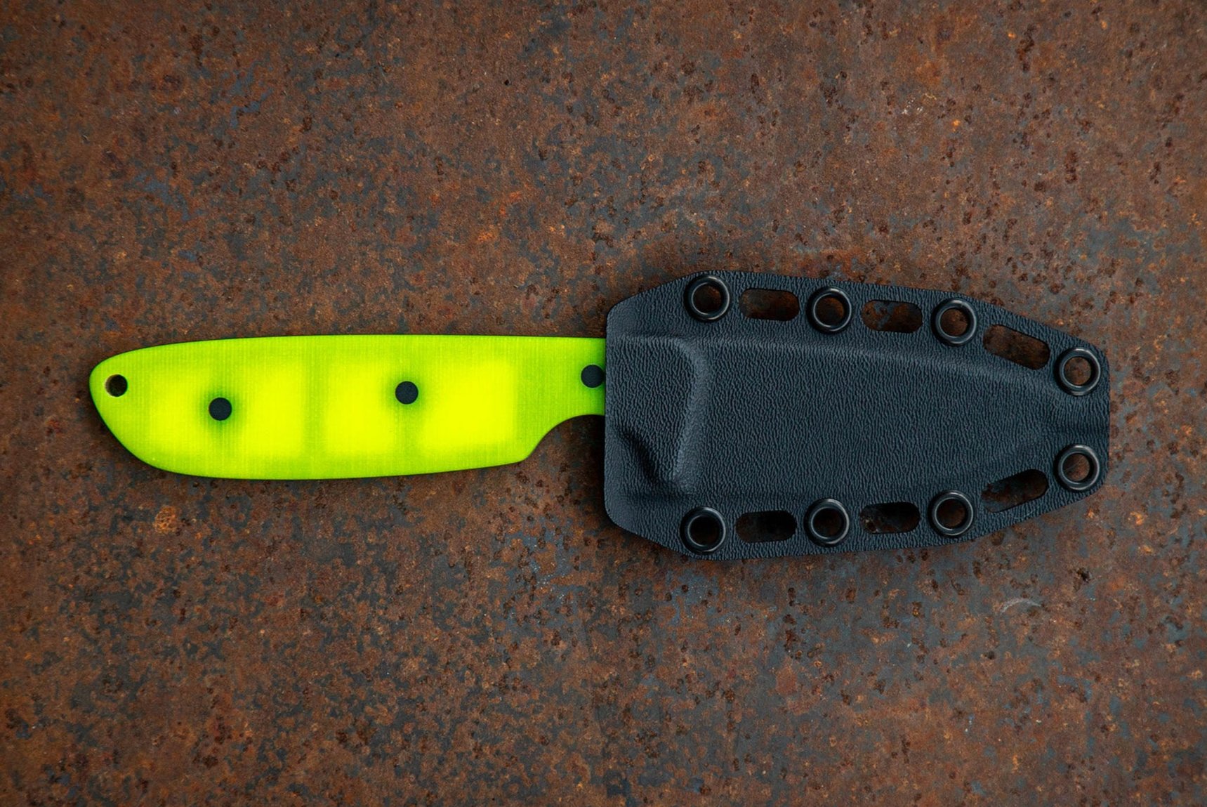 The Tracker - MagnaCut Edition - Dayglow Yellow w/ Black Kydex Sheath