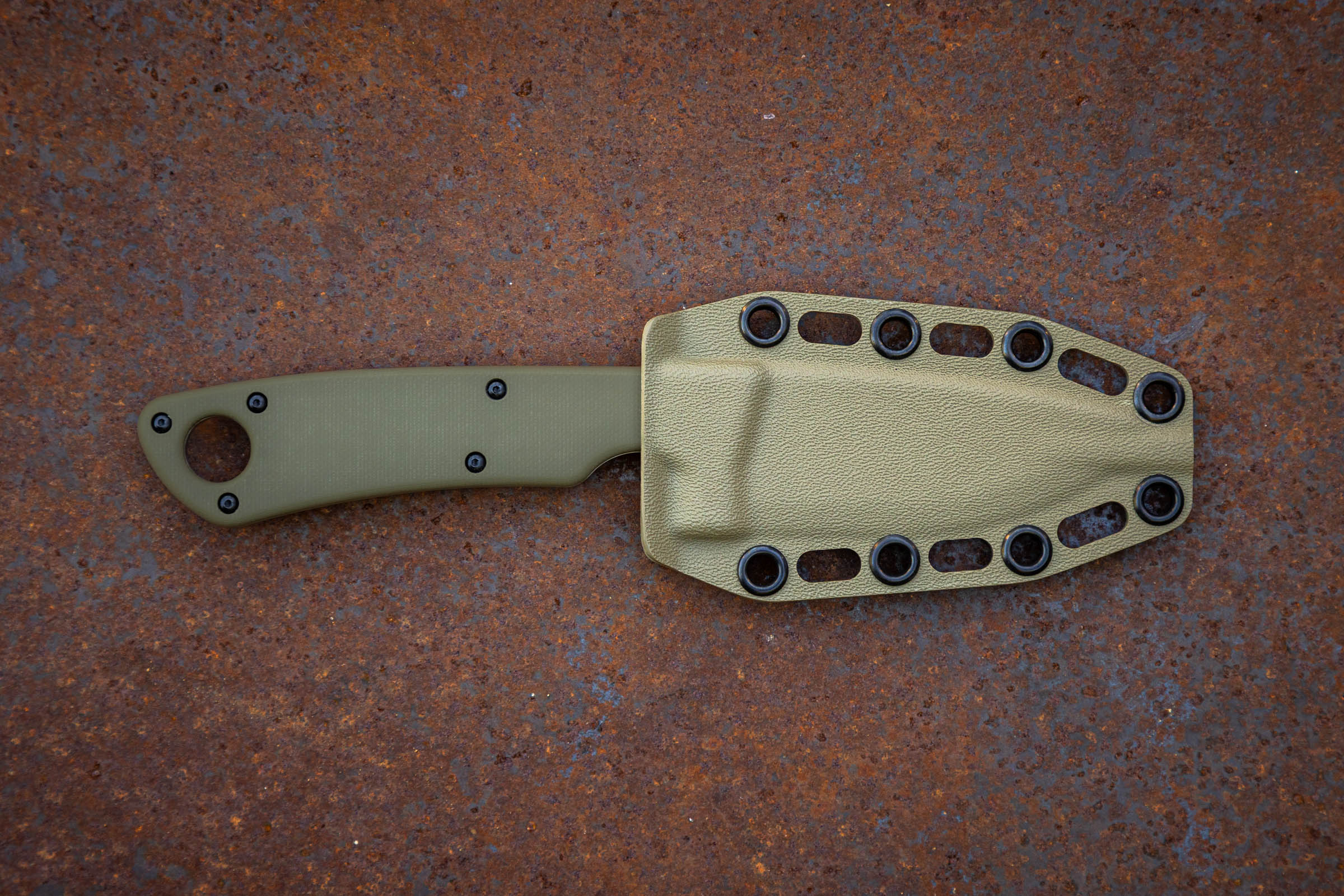 The Tracker - MagnaCut Edition - OD Green